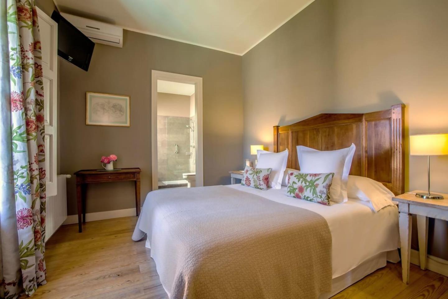 Bed & Breakfast Lhort De Sant Cebria Torroella de Fluviá