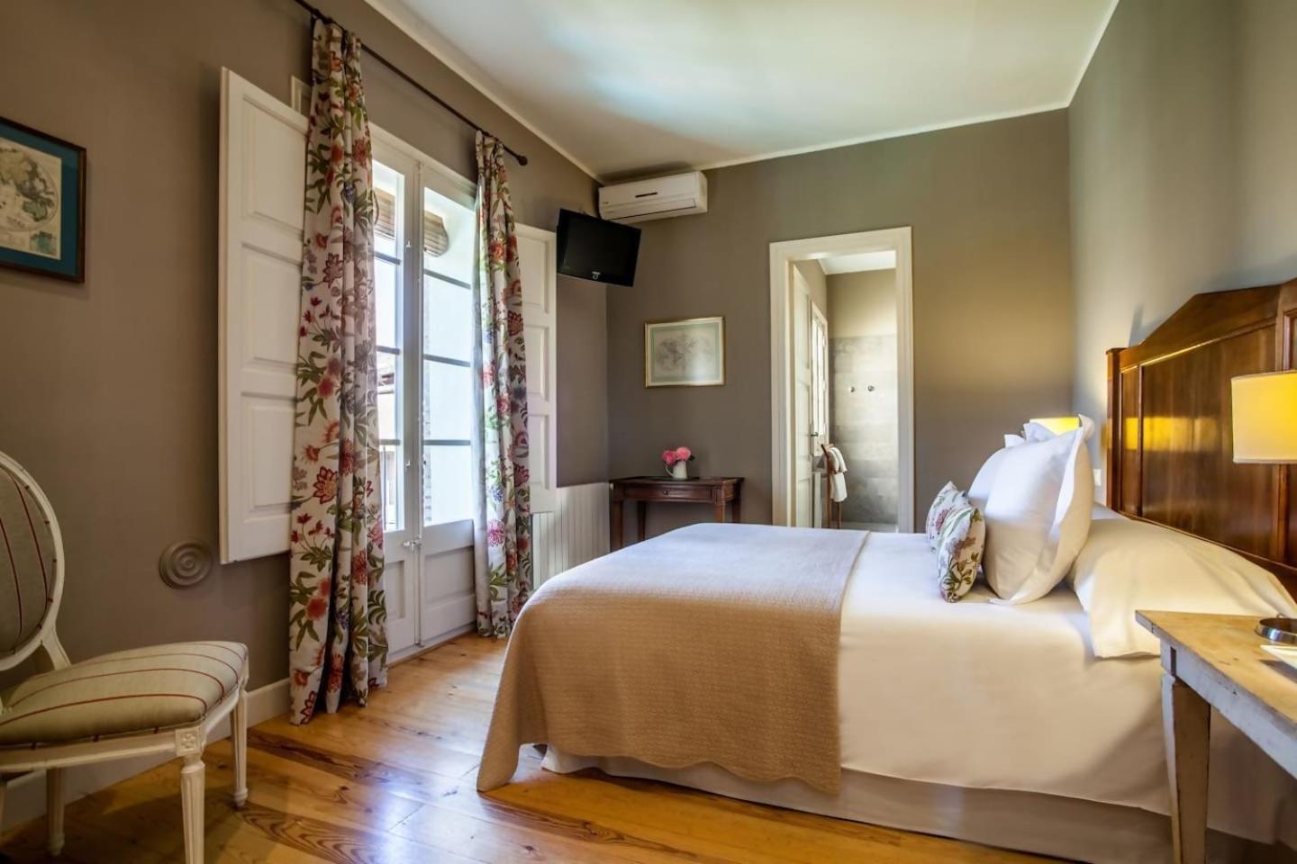 Bed & Breakfast L'hort De Sant Cebria Torroella de Fluvia